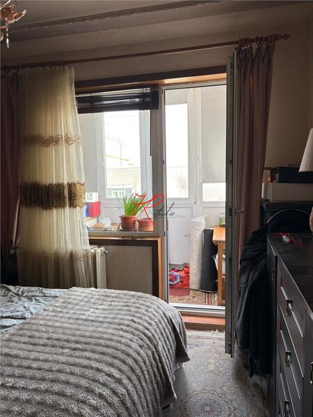 Doamna Ghica, vanzare apartament 3 camere.