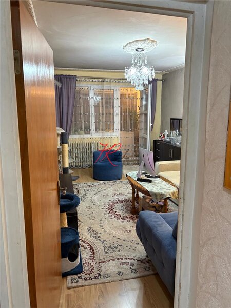 Doamna Ghica, vanzare apartament 3 camere.