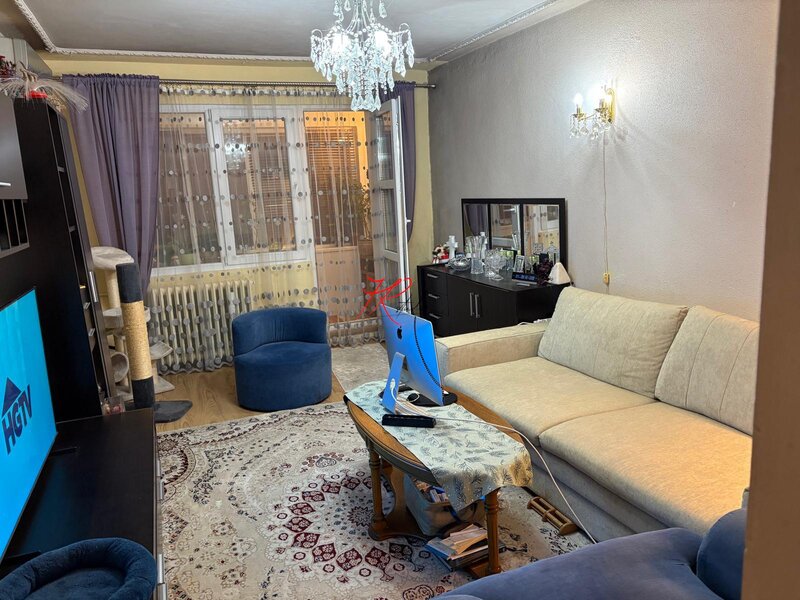 Doamna Ghica, vanzare apartament 3 camere.